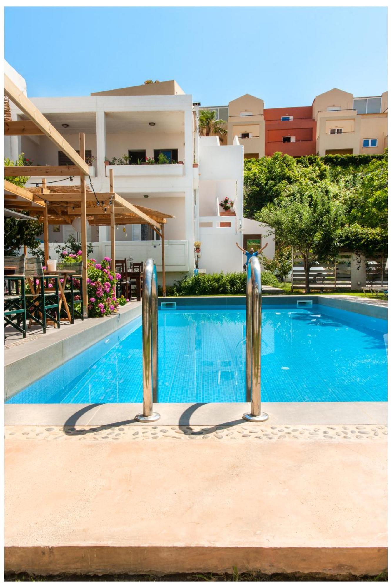 Tree Of Life Art Hotel Agia Marina Exterior foto