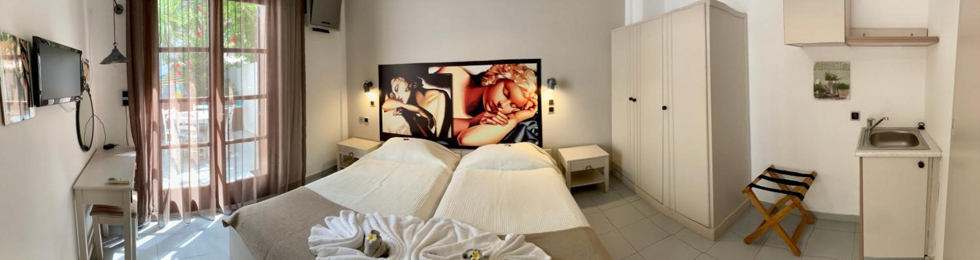 Tree Of Life Art Hotel Agia Marina Quarto foto