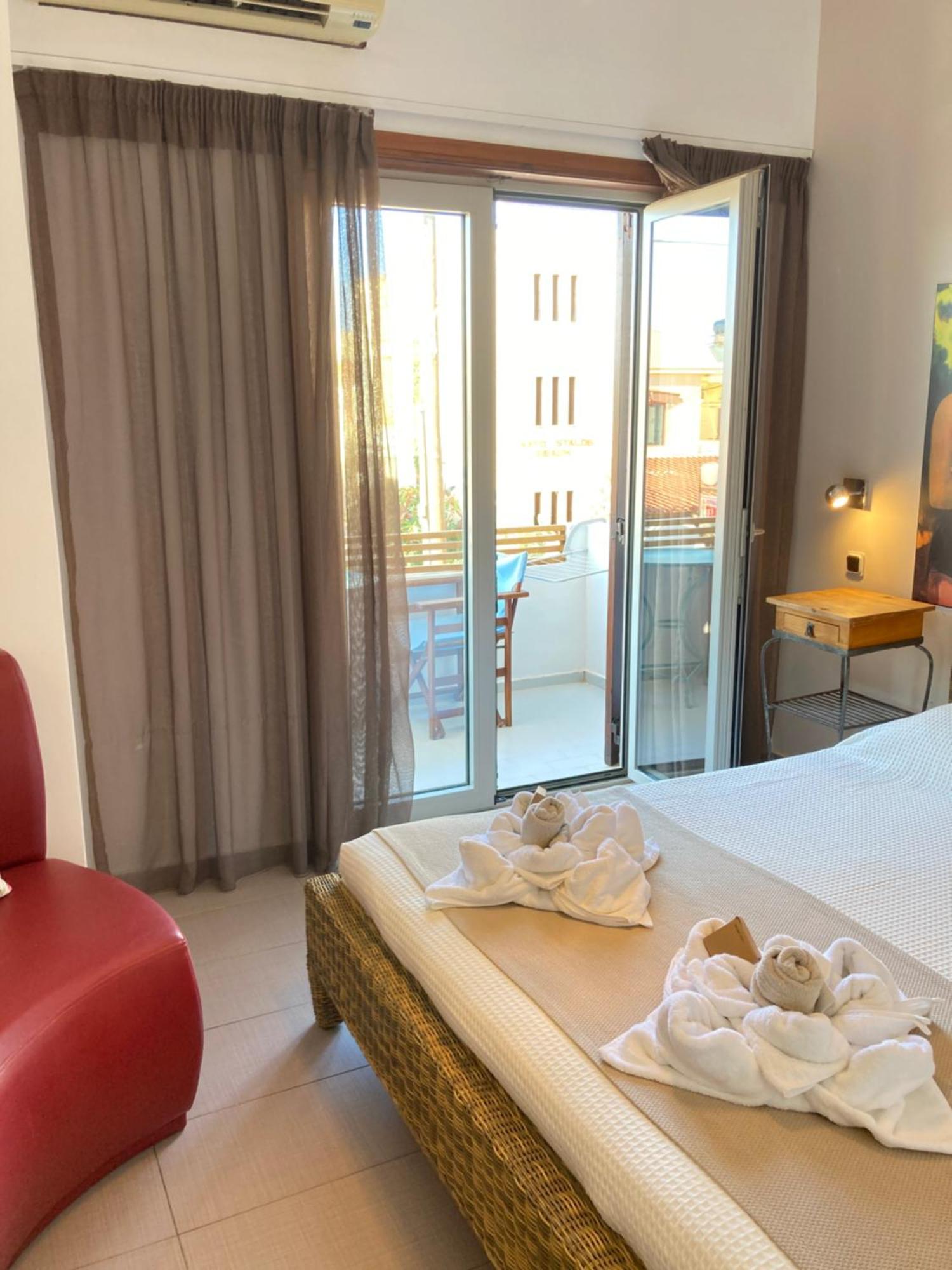 Tree Of Life Art Hotel Agia Marina Quarto foto